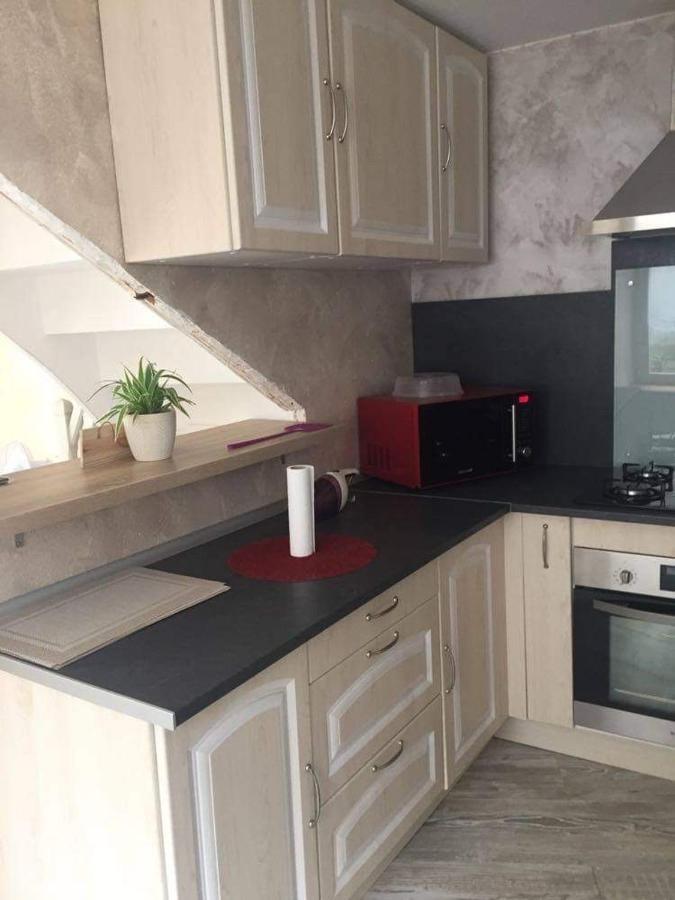 Petite Maison Au Coeur De L Auvergne Jumeaux Kültér fotó